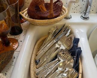 Silverware, Baskets