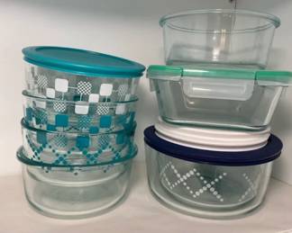 Pyrex Glass Food Storage
