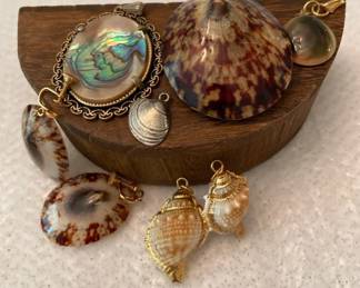 Shell Earrings And Pendants