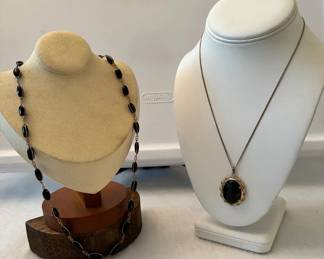 120 Good Filled Chain With Pendant Black Coral Necklace