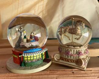 Carousel Horse Disney Lady The Tramp Snow GlobesMusic Box