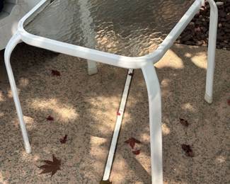 257. Four Wavy Glass Top Side Table w/ White Metal Base (20" x 20" x 18") 