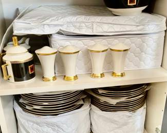 "273. Colin Cowie Lenox Dinnerware Set 2 Oval Serving Bowls 2 Serving Platters Cream & Sugar 2 Pair Salt and Pepper 14 Dinner Plates 12 Desert Plates 12 Soup Bowls 12 Salad Plates 12 Cups and Saucers 12 Bread Plates "