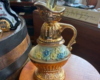 “Flora Dee Oro James Beam Decanter 1967
