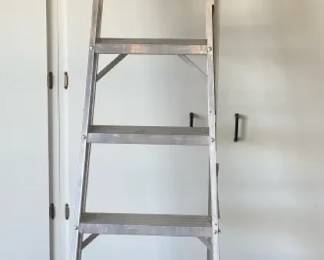 Aluminum 8 Ladder
