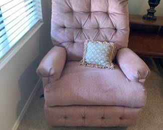 Plush Tufted Mauve Unbranded Corduroy Recliner