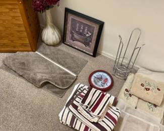 Starter Bathroom Decor