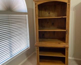 Bookshelf Left