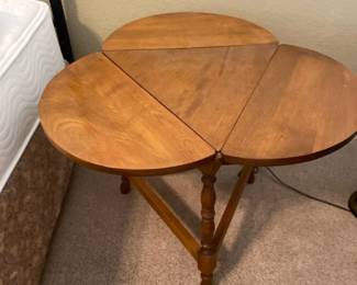 Mid Century Maple Drop Leaf Three Leg Table