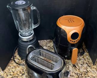 BlackDecker Toaster, Air Fryer Oster Blender