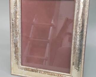 052 Lot 441 Vintage sterling silver picture frame