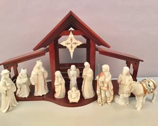 674 Lot 470 Vintage Lenox porcelain nativity set