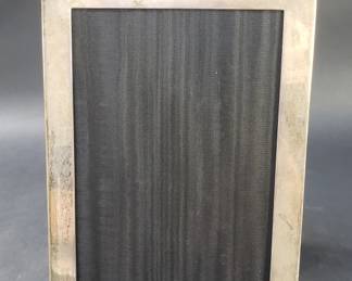 057 Lot 424 Tiffany and Co sterling silver picture frame