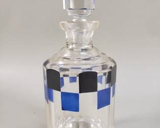 226 Lot 4 Art deco style crystal decanter