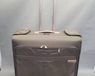 688 Lot 491 Briggs and Riley baseline deluxe wheeled garment bag