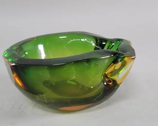 233 Lot 417 Mid century hand blown art glass bowl