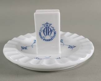 602 Lot 360 Hotel d Angleterre Copenhagen porcelain ashtray