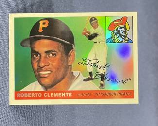 662 Lot 460h 2019 Topps Roberto Clemente baseball card
