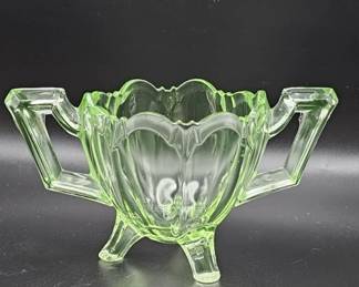 595 Lot 354h Vintage uranium glass doublehandled f