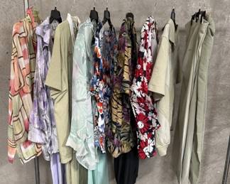 444 Lot 93 Group of Alfred Dunner clothes