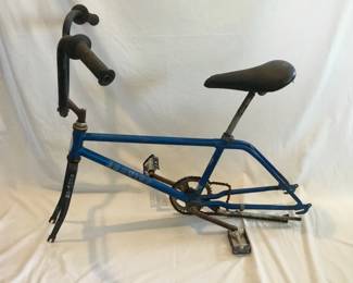 637 Lot 400h Vintage 1978 Schwinn Mag Scrambler BMX bike