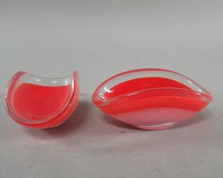 209 Lot 207 Vintage signed murano glass bowls