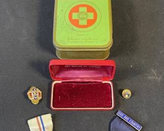 381 Lot 430h Lot of vintage Boy Scout items