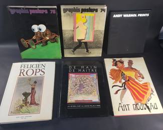 279 Lot 368 Group of vintage art books