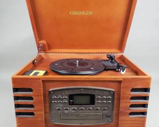 537 Lot 285 Crosley 4 in 1 entertainment center