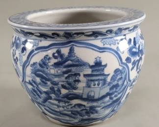 699 Lot 503 Vintage Chinese blue and white porcelain planter