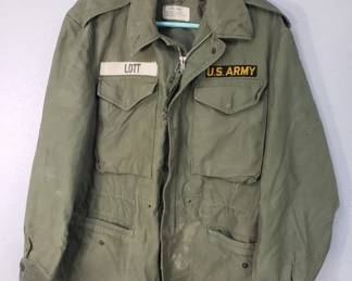 744 Lot 596 Vintage U S Army jacket