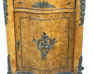 184 Lot 481h Antique French style commode cabinet with brass