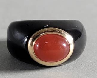 036 Lot 520 Sophie Buhai style carnelian Moon Ring onyx