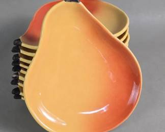 382 Lot 433 Set of 10 Pottery Barn Pear plates