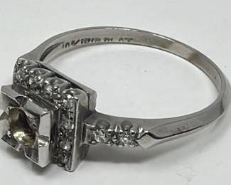 030 Lot 278 10 IRID plat ring with diamonds