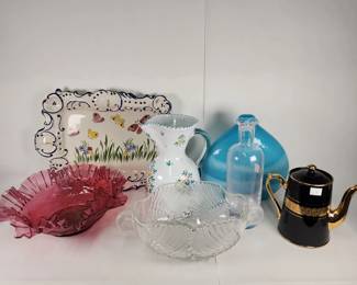 553 Lot 314h Vintage Fenton Sevres Davenport Talavera