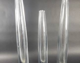 242 Lot 54 Group of Strombergshyttan sputnik crystal bud
