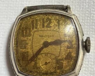 196 Lot 72 Vintage Waltham watch