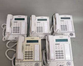 693 Lot 497 Five Panasonic KXT7633 Digital Super Hybrid