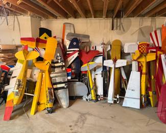 Unmarked Model Planes
