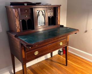 Kindle "Oatlands" Tambour Writing Desk