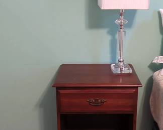 Kling Colonial Bedside Table And Lamp