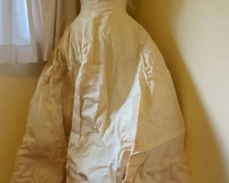Vintage 1950s Wedding Dress