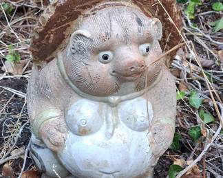 Vintage Shigaraki Tanuki Statue