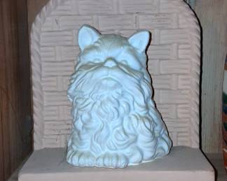Vintage Ceramic Persian Cat Figurine with Basket-Weave Arch