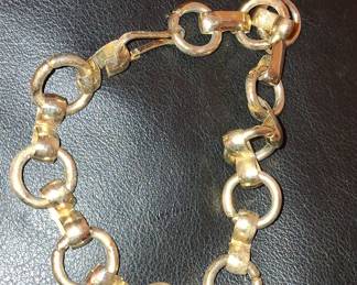 Vintage Gold Tone Chunky Oval Link Chain Bracelet