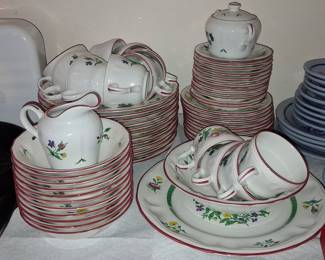 Villeroy & Boch Petite Fleur Dinnerware Collection 62 pieces