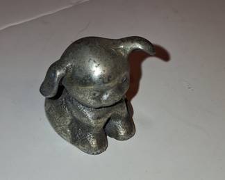 Vintage Cast Iron Bucki Carbons Ribbons Dog Paperweight