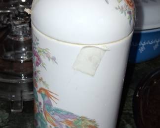 Elizabeth Arden Vintage Porcelain Vanity Jar