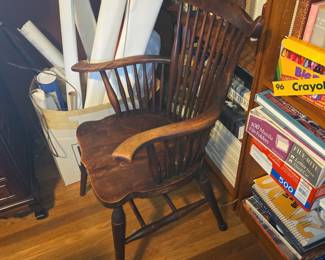 Windsor Comb Back Armchair